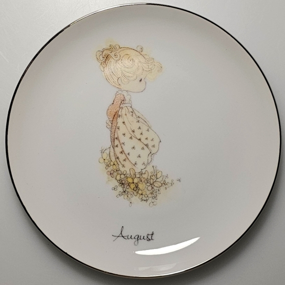Precious Moments Months of the Year Plates - Set of 6 - Picture 6 of 14